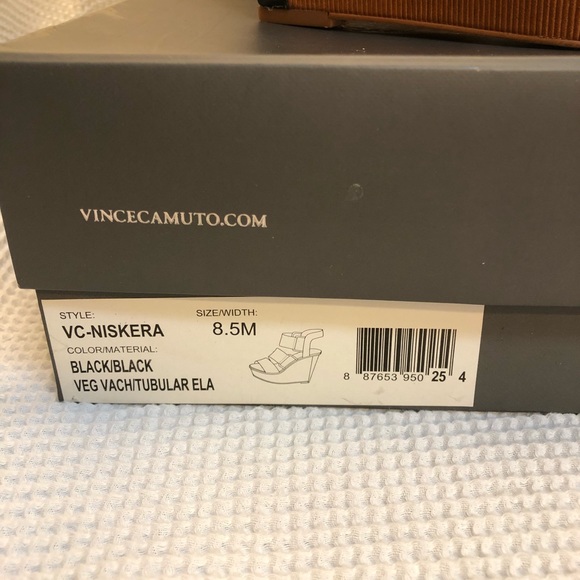 Vince Camuto High Sandals NEW in box - Picture 6 of 6